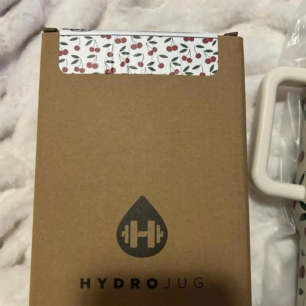 Hydrojug limited edition Cherries 40 oz BNIB - Picture 3 of 6